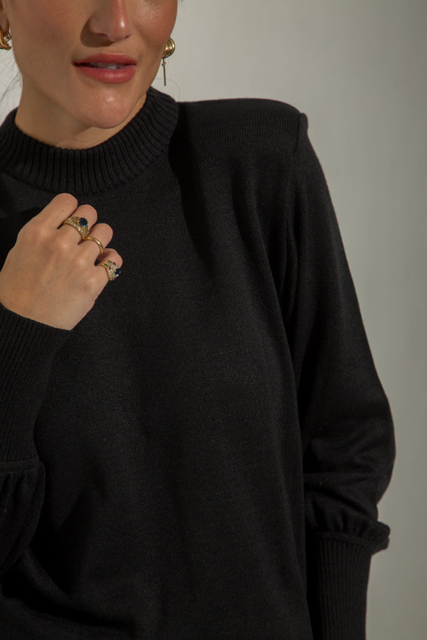 CLASSIC KNITTED LONG SLEEVE TOP BLACK