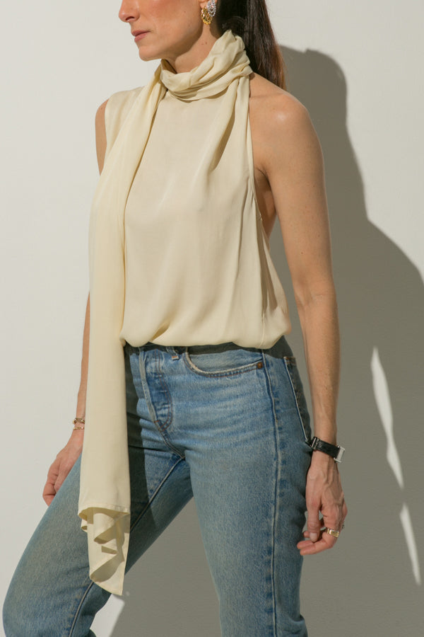 
                  
                    OLYMPIA TOP
                  
                
