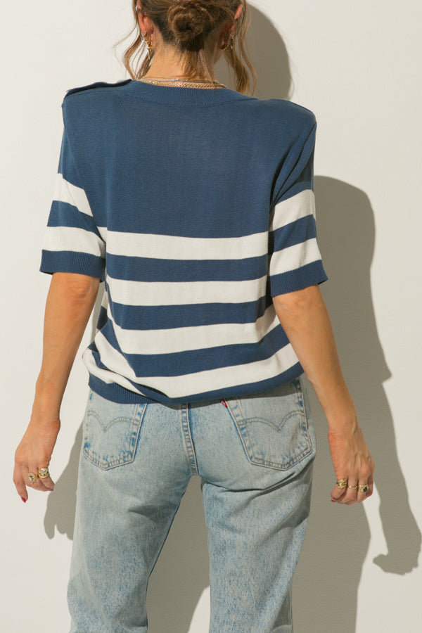 
                  
                    ILMA KNITTES TOP
                  
                